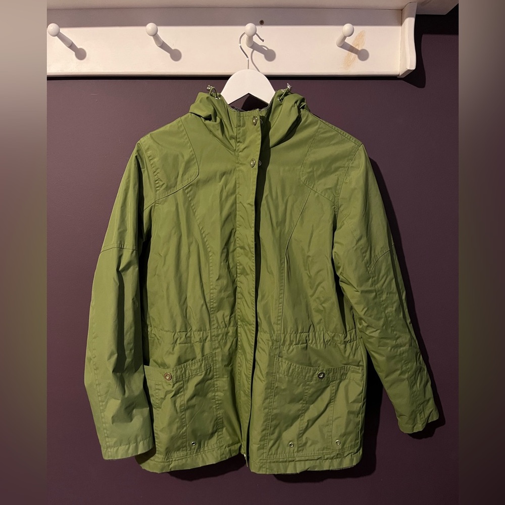 Green fleece lined winter jacket